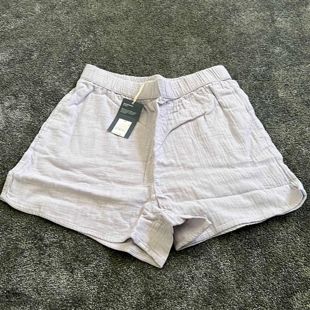 Universal Thread Shorts